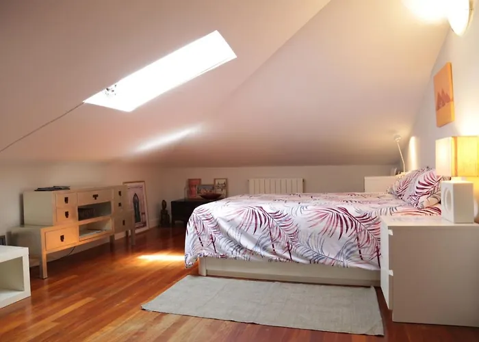 Con Bano, Cerca De La Playa